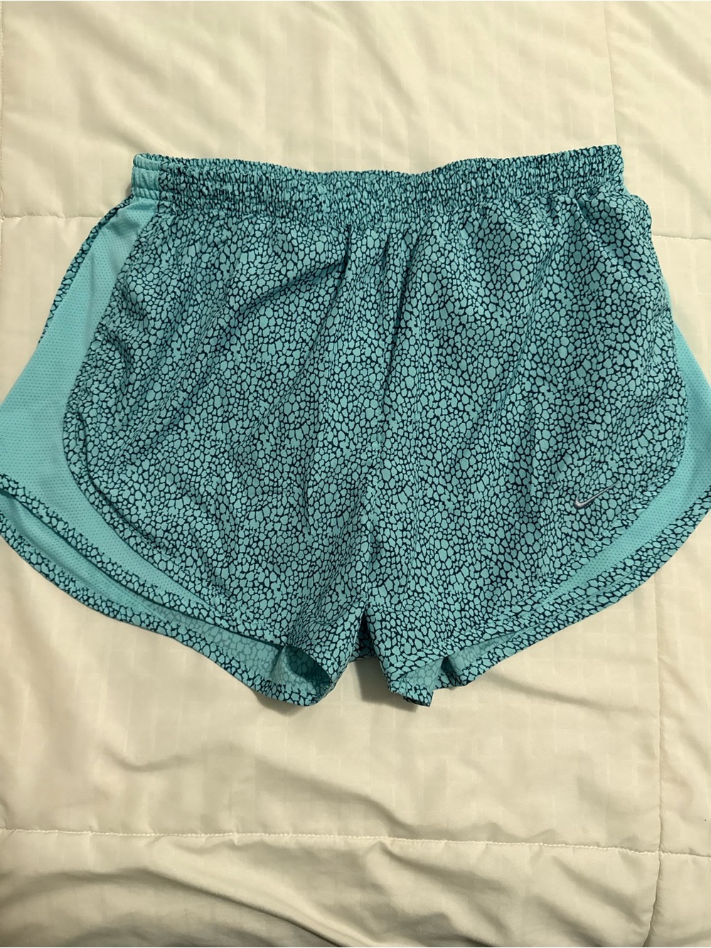 Nike Aqua Teal Pebble Print Women’s Athletic Shorts